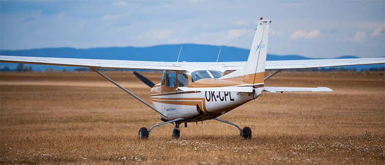 Professional aviation and recreational flying